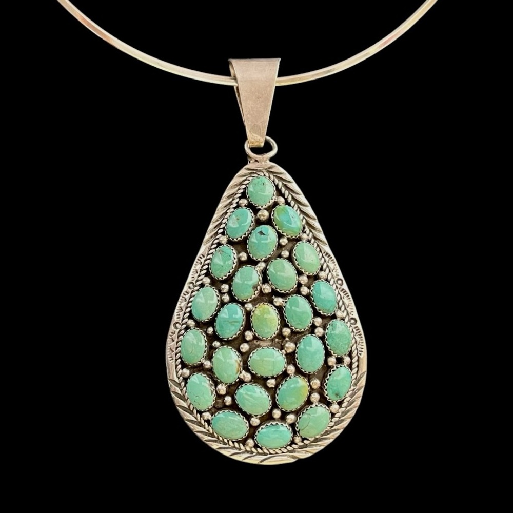 🔴SOLD🔴 Navajo Bobby Johnson large sterling silver turquoise cluster pendant - Picture 3 of 11